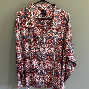 Daytrip Floral Print Button-Up Blouse in Red, Teal, Purple, and White